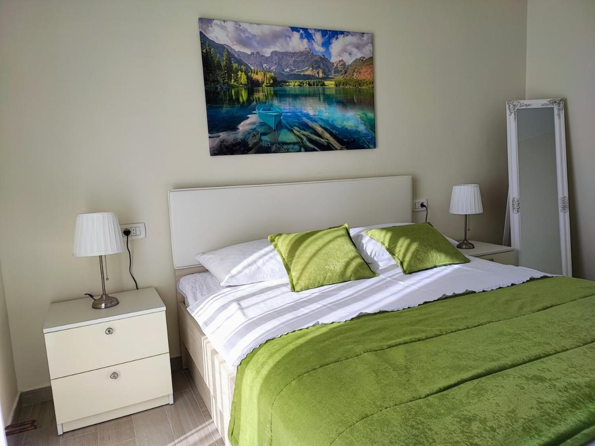 Luxury Apartment Pape Baška Voda Buitenkant foto